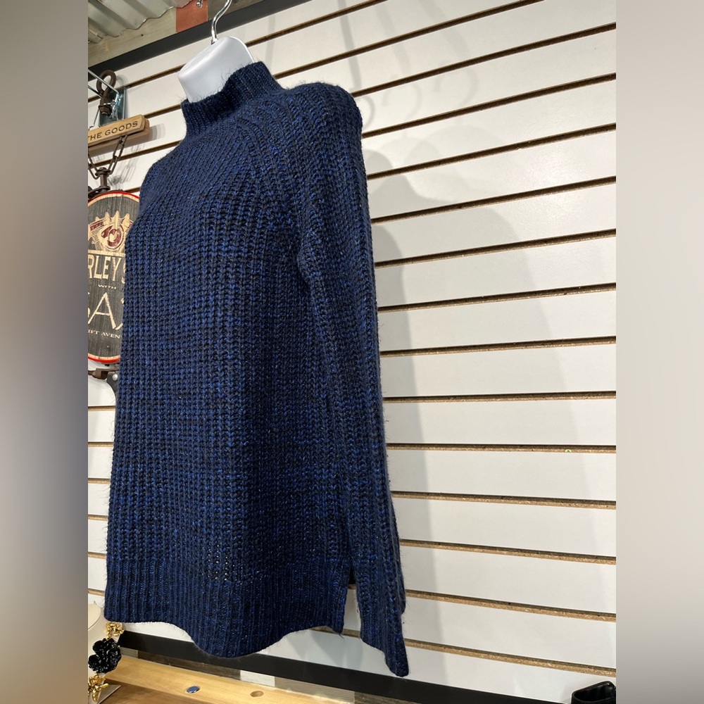 🔥Relativity mock-neck sweater size small - Picture 3 of 9